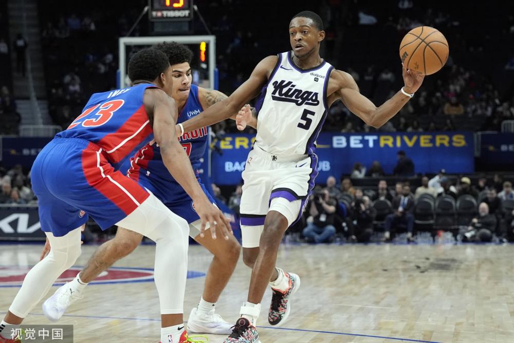 虽然在场上 虽然在场上